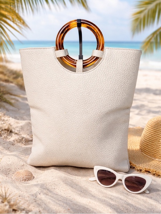 Shiraleah Chicago Handbags - Minimal Cream Tote with Tortoiseshell Ring Handles